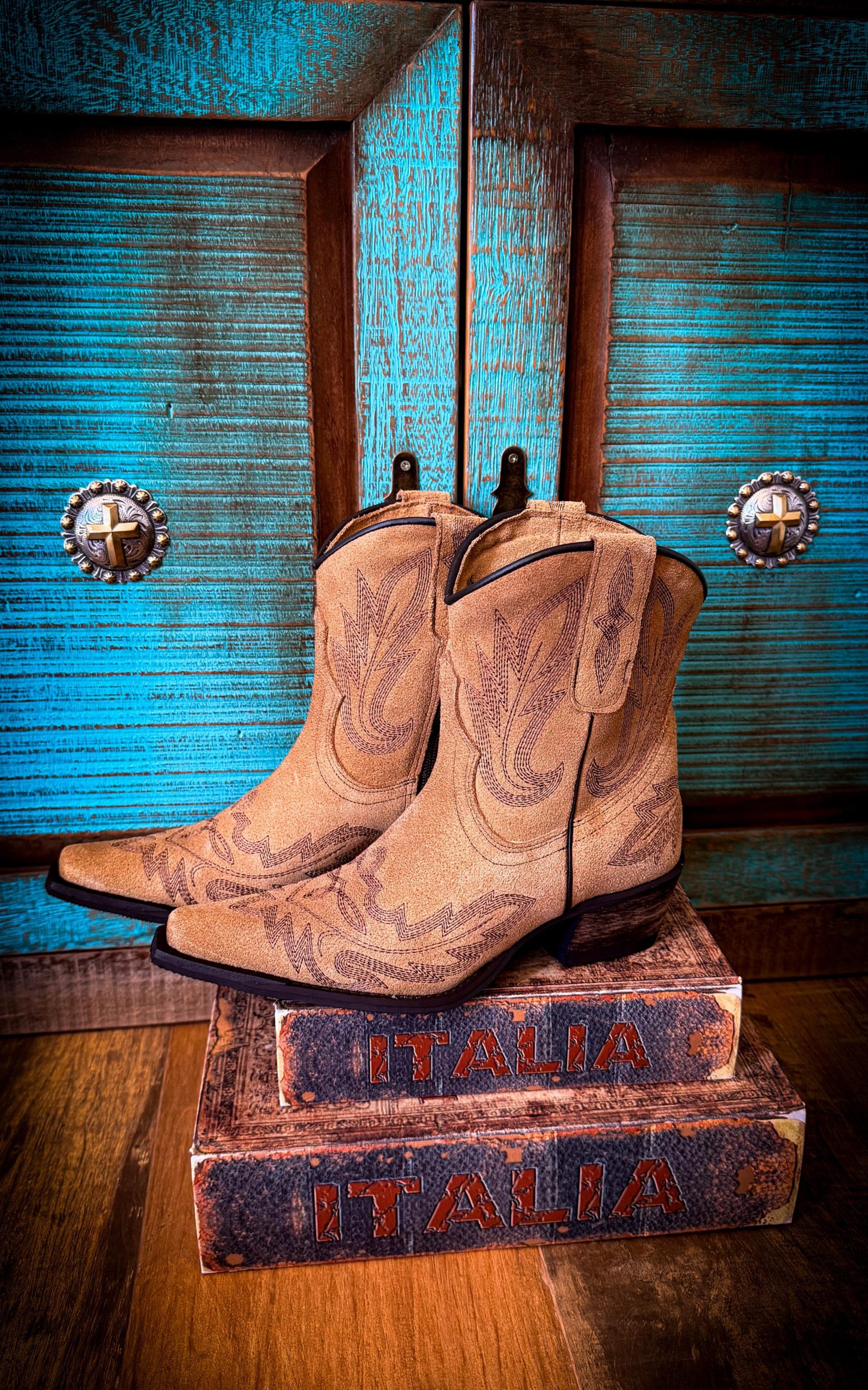 Bota many trails